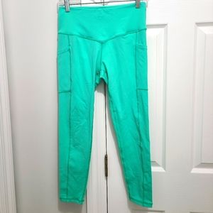 Born primitive Capri leggings